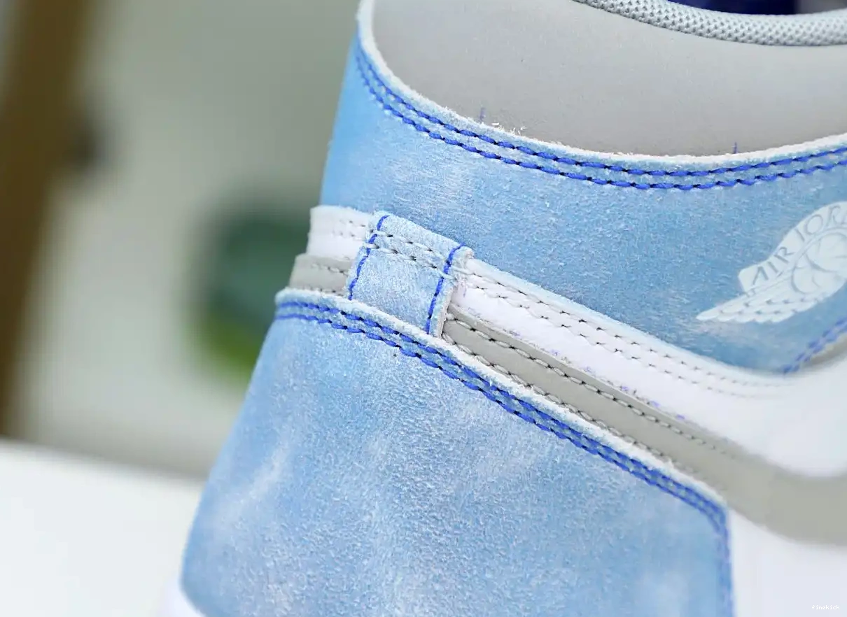 1 HIGH RETRO JORDAN ROYAL' 'HYPER OG AIR 0426